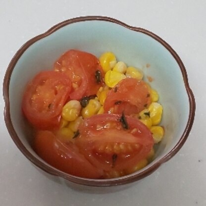 amnos73さん☺️収穫したミニトマト、とうもろこしでバジル炒め、夕飯に作りました☘️いただくの楽しみです♥️
レポ、ありがとうございます(*^ーﾟ)
